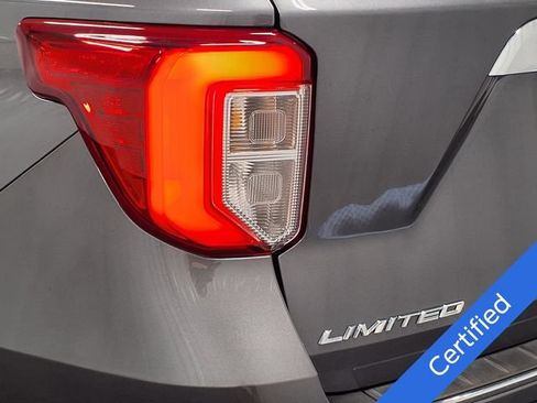 Certified 2024 Ford Explorer Limited w/ Equipment Group 301A AWD/4WD image 28