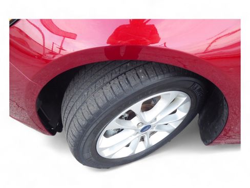 Used 2019 Ford Fusion SE image 23