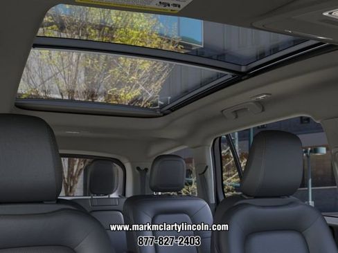 New 2026 Lincoln Aviator AWD image 22