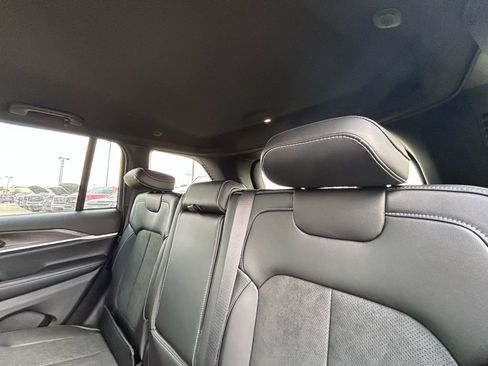 New 2026 Jeep Grand Cherokee Altitude AWD/4WD image 27