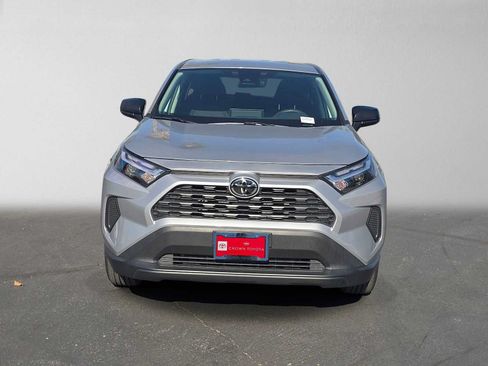 Used 2025 Toyota RAV4 LE FWD image 8