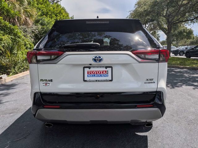 Used 2023 Toyota RAV4 XSE AWD/4WD image 4
