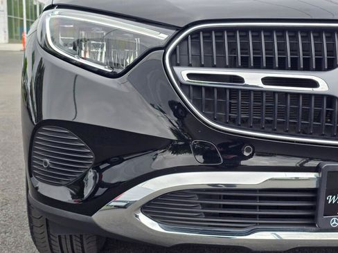 Used 2023 Mercedes-Benz GLC 300 4MATIC image 30