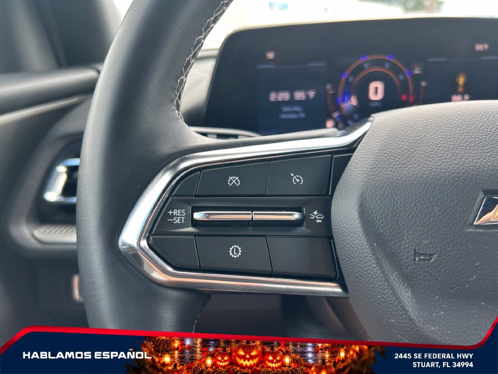 Used 2026 Chevrolet Traverse LT w/ Driver Confidence Package FWD image 19