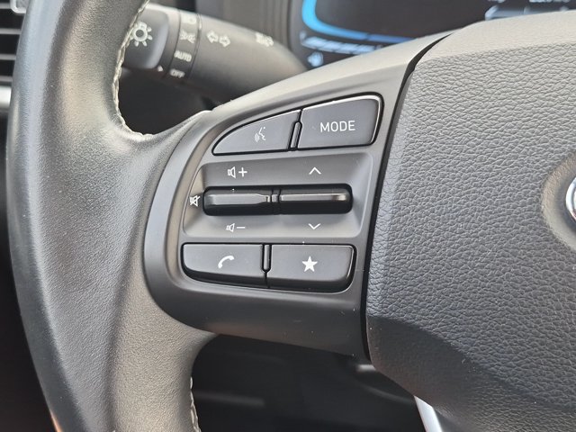 Used 2025 Hyundai Venue SEL FWD image 20