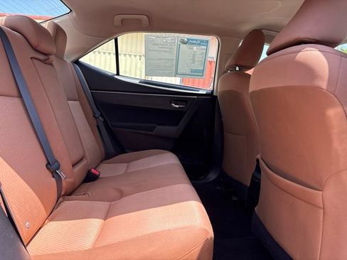 Used 2015 Toyota Corolla LE FWD image 15