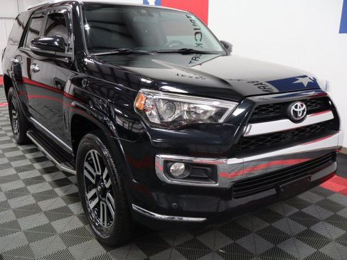 Used 2019 Toyota 4Runner Limited AWD/4WD image 17