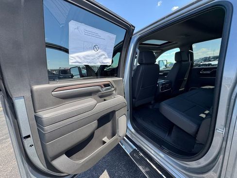 New 2026 GMC Sierra 2500 SLT w/ SLT Premium Package AWD/4WD image 24