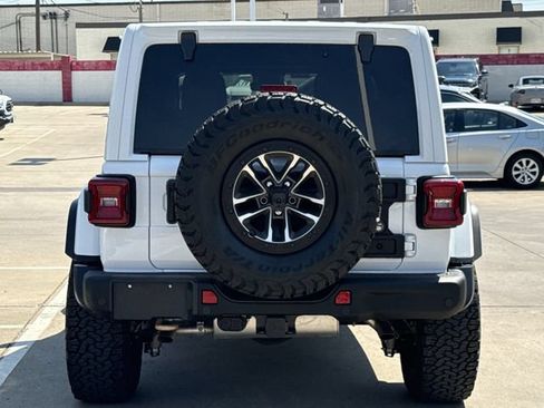 Used 2024 Jeep Wrangler Unlimited Rubicon 392 AWD/4WD image 5