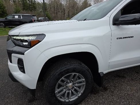 New 2026 Chevrolet Colorado LT w/ LT Convenience Package AWD/4WD image 38