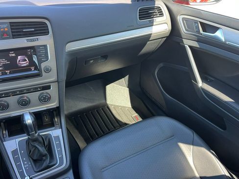 Used 2015 Volkswagen Golf SE w/ Lighting Package FWD image 29