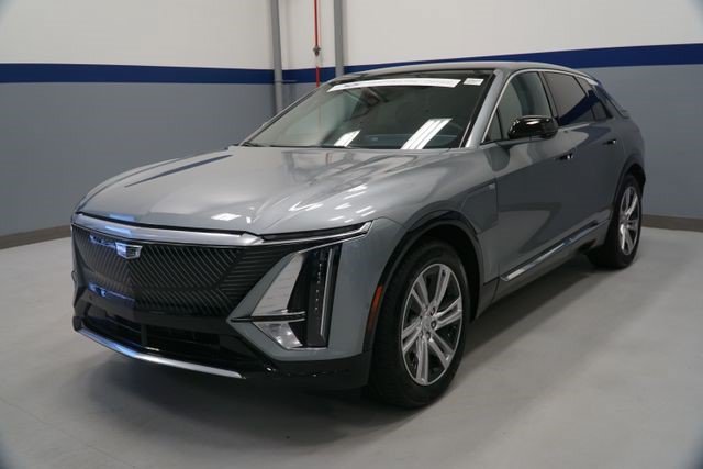 Certified 2024 Cadillac Lyriq Tech w/ Driver Assist Package AWD/4WD image 1