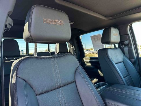 Certified 2025 Chevrolet Silverado 2500 High Country w/ Technology Package image 27