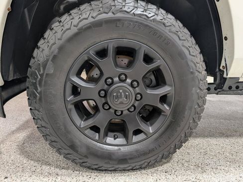 Used 2019 RAM 3500 Laramie image 10