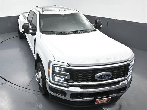 Used 2025 Ford F350 Lariat w/ Lariat Ultimate Package AWD/4WD image 43