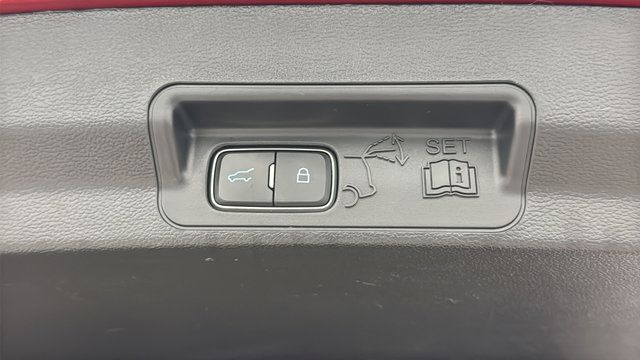 Used 2020 Ford Explorer ST w/ Premium Technology Package AWD/4WD image 30