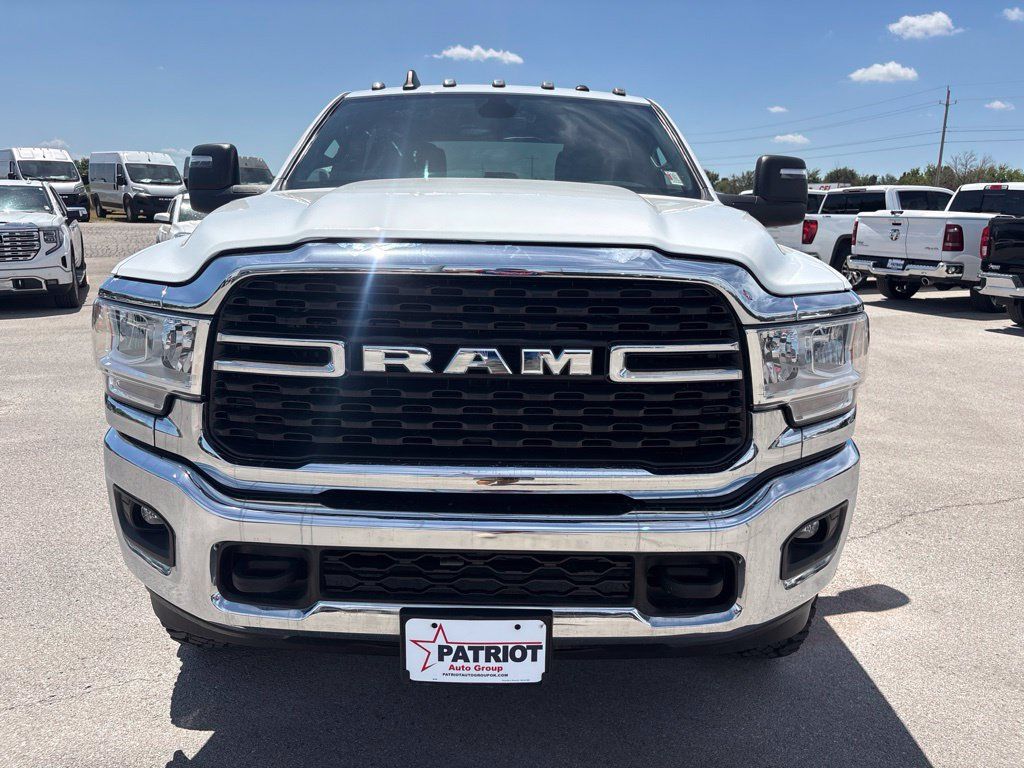 Used 2024 RAM 3500 Big Horn w/ Protection Group AWD/4WD image 38