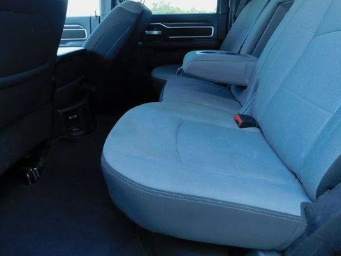 Certified 2024 RAM 2500 Big Horn AWD/4WD image 22