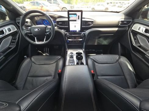 Used 2022 Ford Explorer ST w/ Equipment Group 401A AWD/4WD image 39