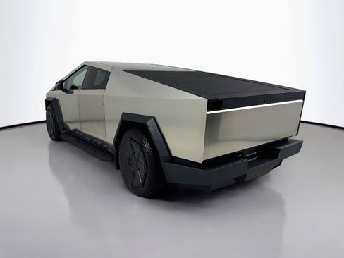 Used 2024 Tesla Cybertruck AWD Crew Cab image 3