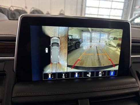 Used 2022 Chevrolet Suburban High Country w/ Max Trailering Package image 20