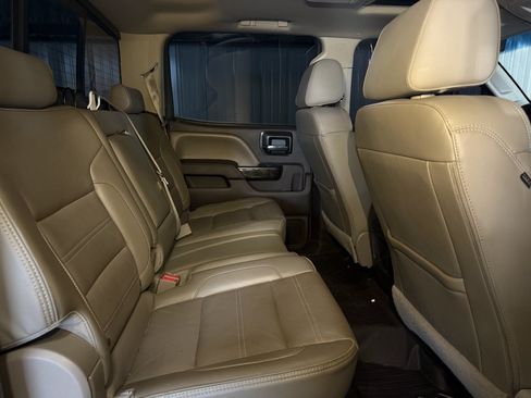 Used 2016 GMC Sierra 2500 Denali w/ Duramax Plus Package AWD/4WD image 31