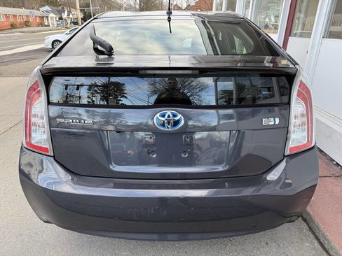 Used 2013 Toyota Prius Two image 6