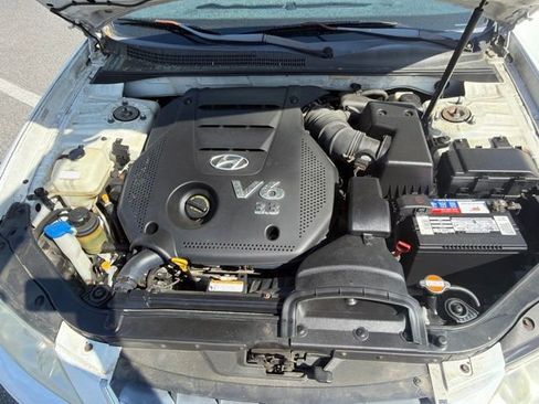 Used 2009 Hyundai Sonata GLS FWD image 15