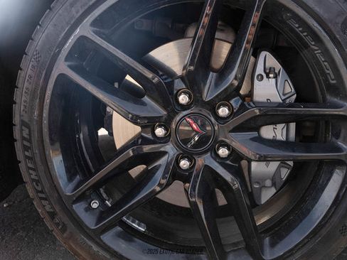 Used 2018 Chevrolet Corvette Stingray Coupe w/ 1LT image 47