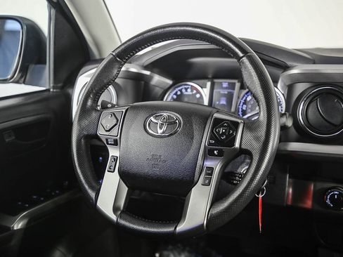 Used 2022 Toyota Tacoma SR5 image 15