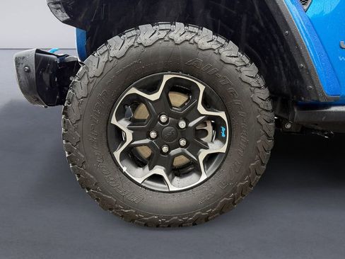 Certified 2022 Jeep Wrangler Unlimited Rubicon 4xe w/ Steel Bumper Group image 12