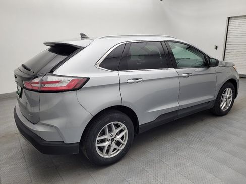 Used 2024 Ford Edge SEL w/ Convenience Package image 10
