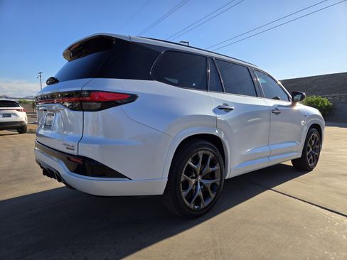 New 2026 Lexus TX 500h AWD image 3