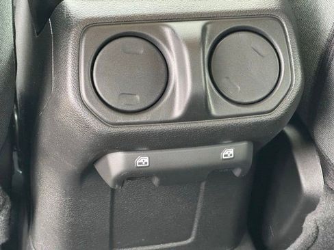 New 2026 Jeep Gladiator Sport AWD/4WD image 31