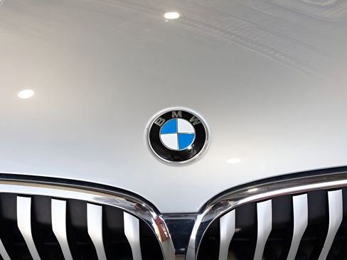 Used 2021 BMW X1 xDrive28i w/ Convenience Package AWD/4WD image 16