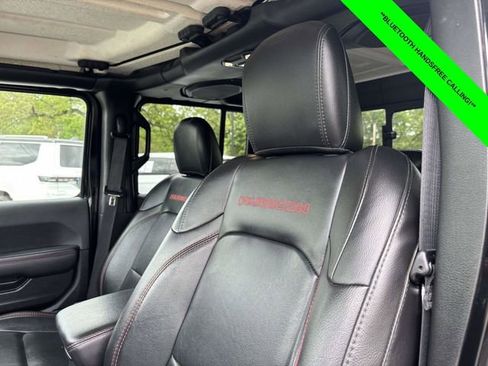 Used 2021 Jeep Gladiator Rubicon AWD/4WD image 6
