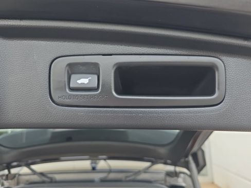 Certified 2024 Honda CR-V EX-L image 16