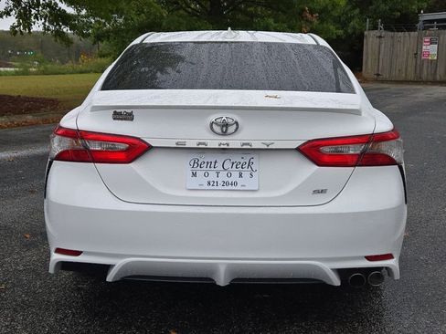 Used 2019 Toyota Camry SE image 8