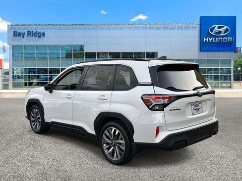 Used 2025 Subaru Forester Touring image 7