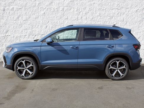 New 2026 Volkswagen Taos SEL AWD/4WD image 4