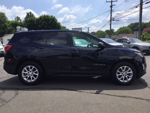 Used 2020 Chevrolet Equinox LS w/ LS Convenience Package AWD/4WD image 7