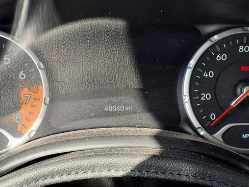 Used 2017 Jeep Renegade Trailhawk image 16