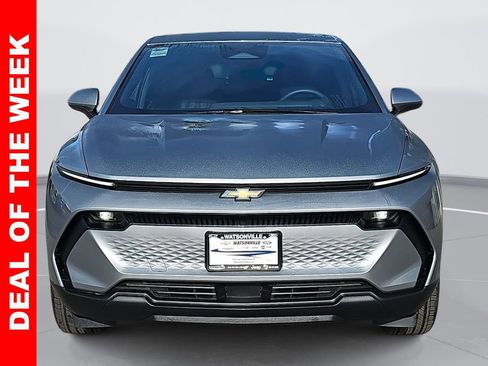 New 2026 Chevrolet Equinox EV LT image 8