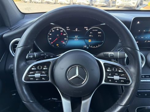 Certified 2022 Mercedes-Benz GLC 300 4MATIC w/ Premium Package Lite image 18