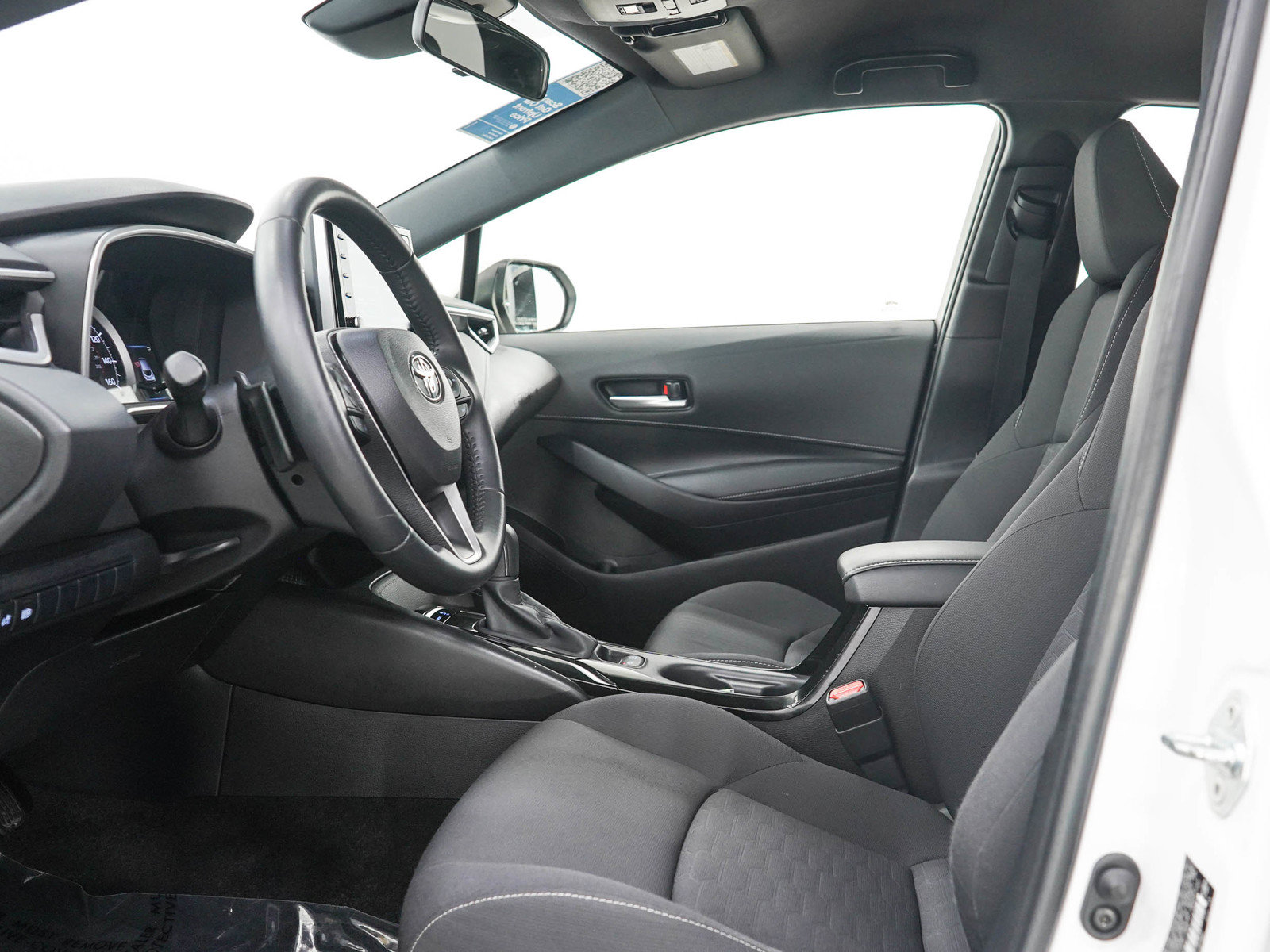 Used 2019 Toyota Corolla SE FWD image 21