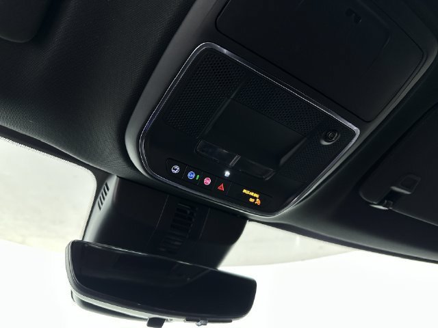 New 2027 Chevrolet Traverse RS w/ LPO, Floor Liner Package FWD image 20