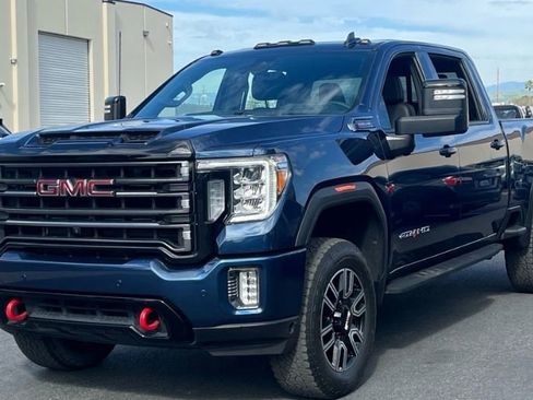 Used 2022 GMC Sierra 2500 AT4 w/ AT4 Premium Plus Package image 1