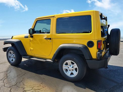 Used 2016 Jeep Wrangler Sport image 3