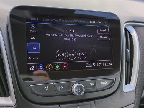 Used 2024 Chevrolet Malibu LT image 14