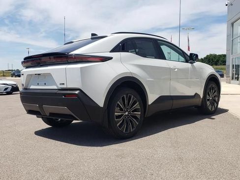 New 2026 Toyota C-HR AWD/4WD image 5